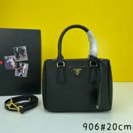 prada aaa qualite sac a main  pour femme s_126b4b7